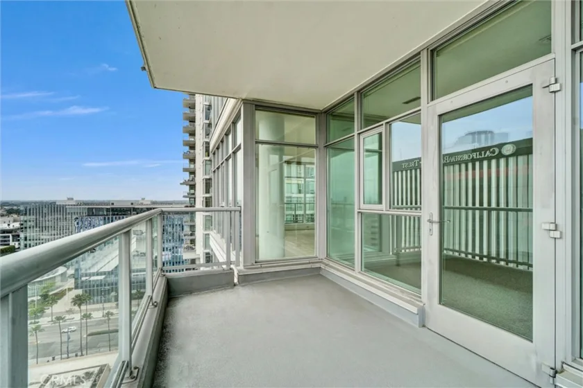 411 W Seaside Way #1804 photo 8