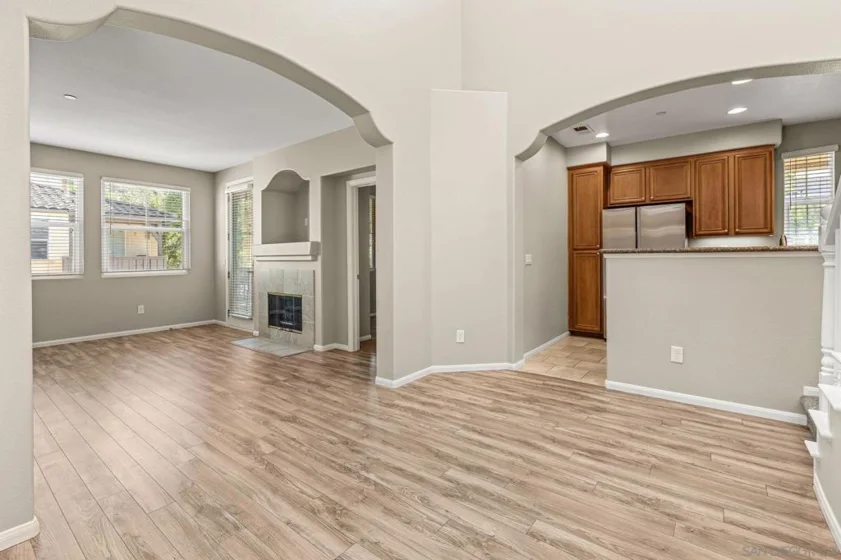 977 Pearleaf Court photo 10