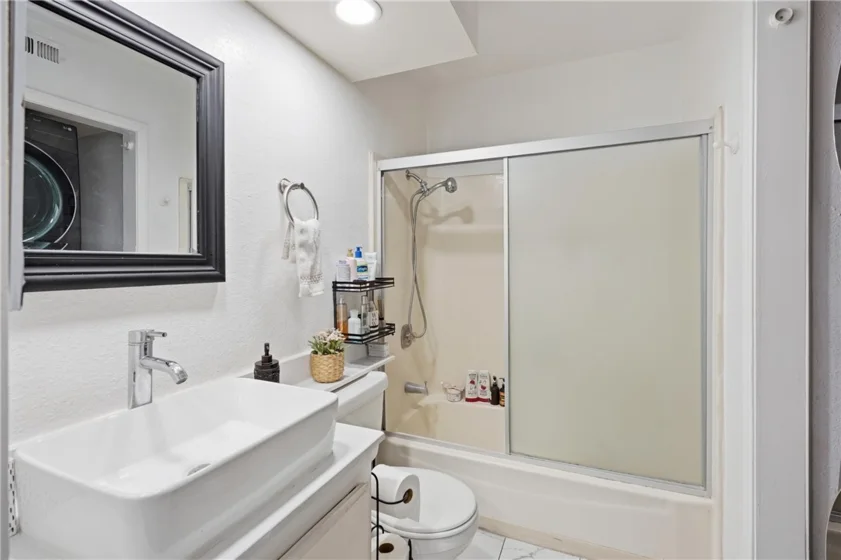 125 W South #218 photo 19