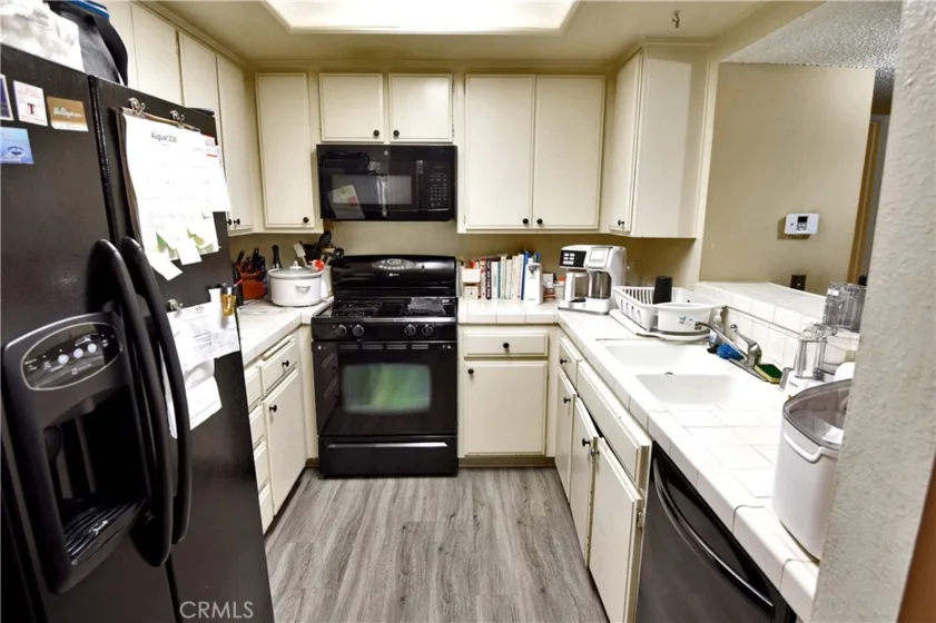 15155 Sherman Way #37 photo 11