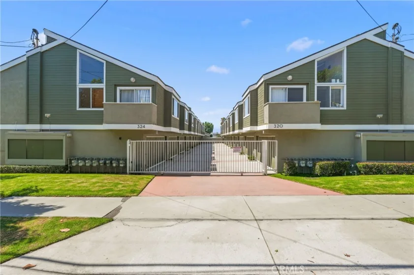 324 E Plymouth Street #21 photo 1