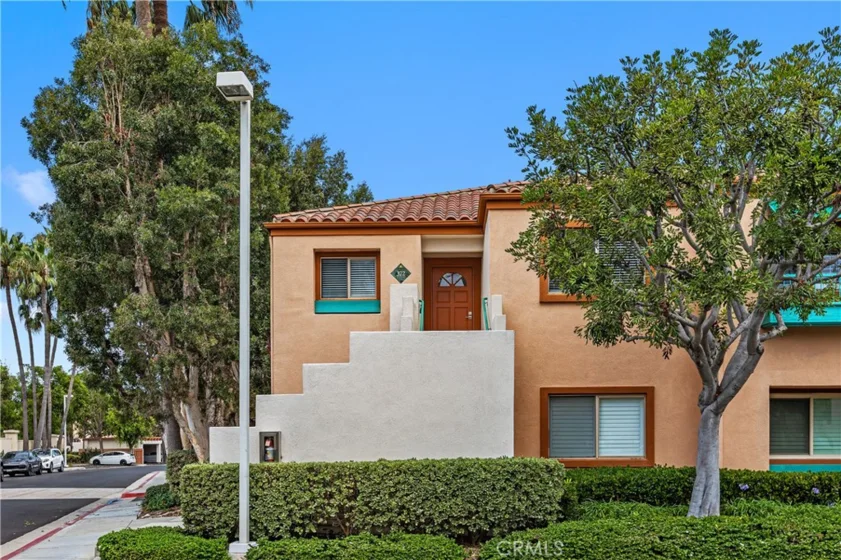 372 Villa Point Drive photo 9