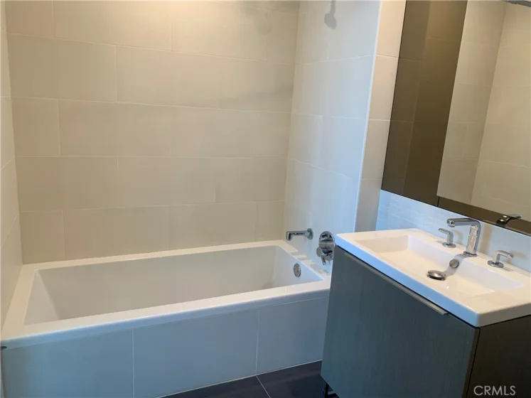 889 Francisco Street #2601 photo 11