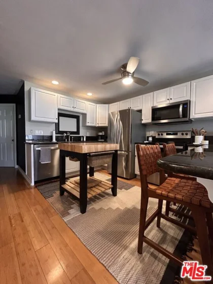 7239 Marina Pacifica Drive S photo 8