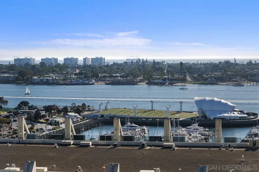 100 Harbor Drive #1906 photo 7