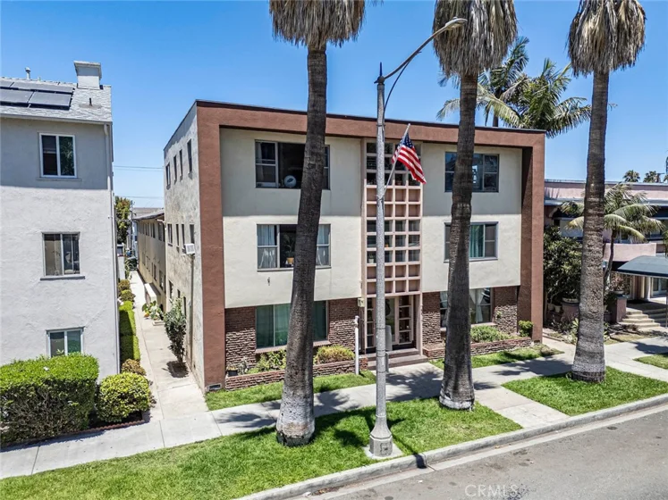 1015 E Ocean Boulevard #12 photo 15