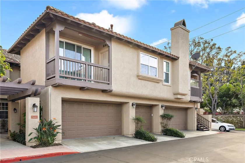 13462 Savanna photo 1