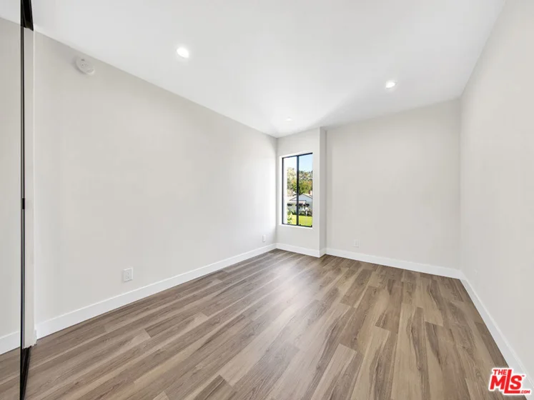 1325 Valley View Road #201 photo 14