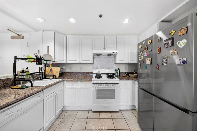 580 W Main Street #220 photo 11