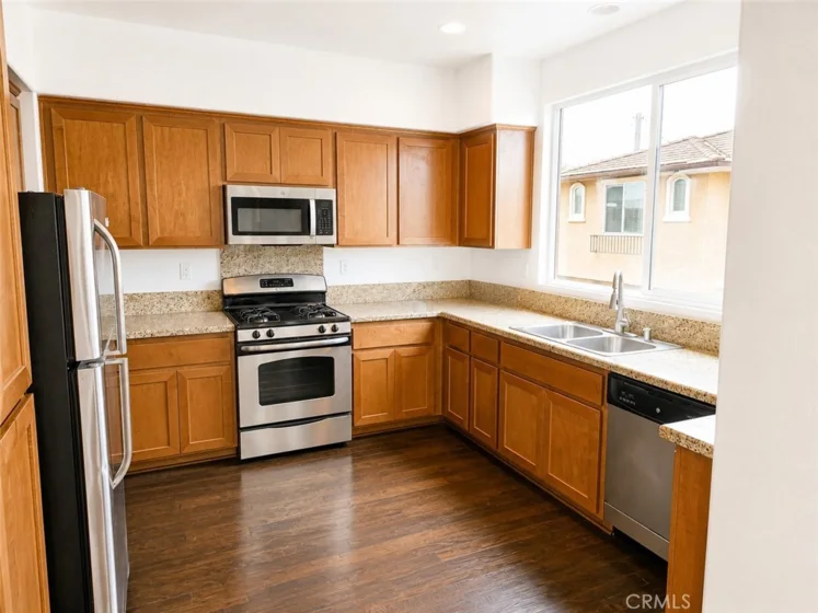 1507 Mission photo 19