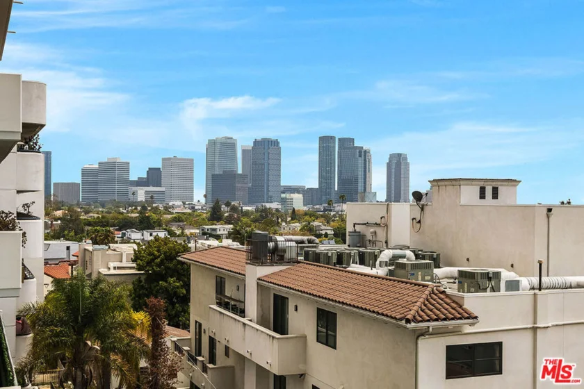10660 Wilshire Boulevard #701 photo 19