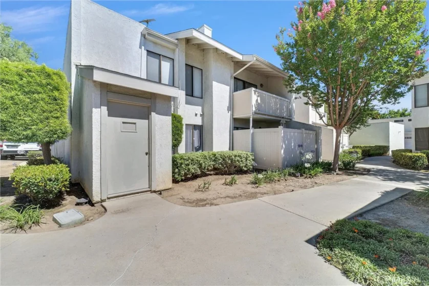 1042 E La Habra Boulevard #234 photo 8