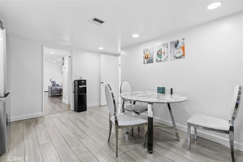 8801 Cedros Avenue #7 photo 14