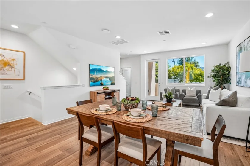 5876 Linden Ave Avenue #6 photo 5