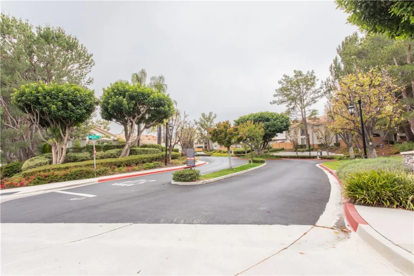 210 California Court photo 55