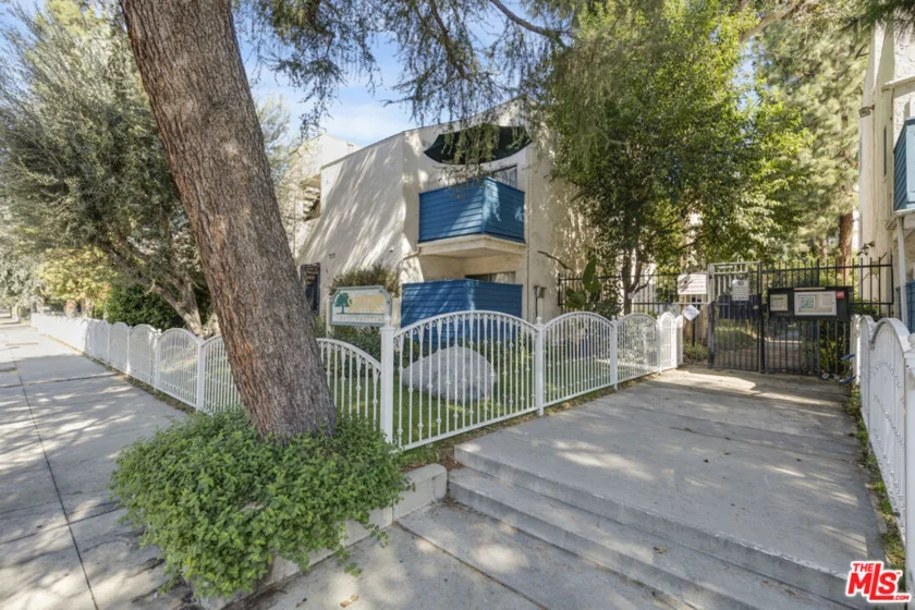 18411 Hatteras Street #246 photo 6