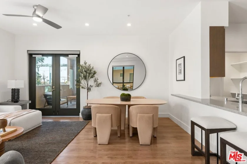 2300 Wilshire Boulevard #219 photo 4