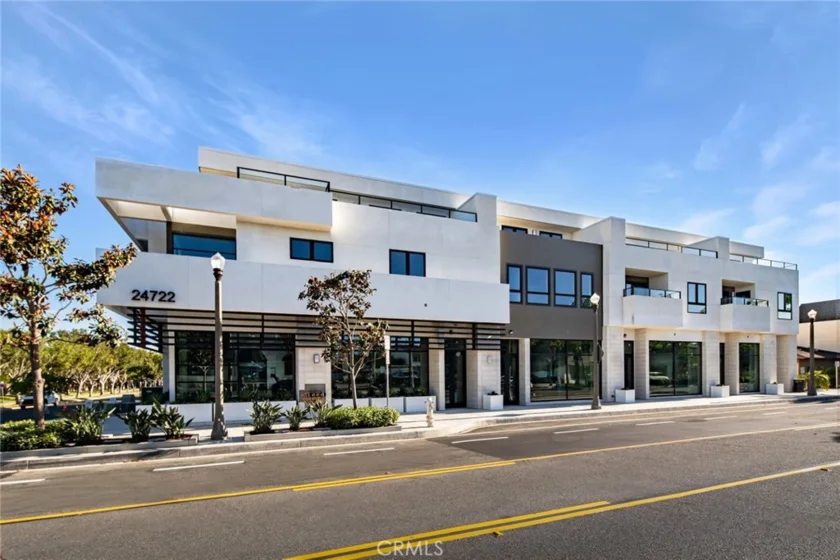 24722 Del Prado #205 photo 1