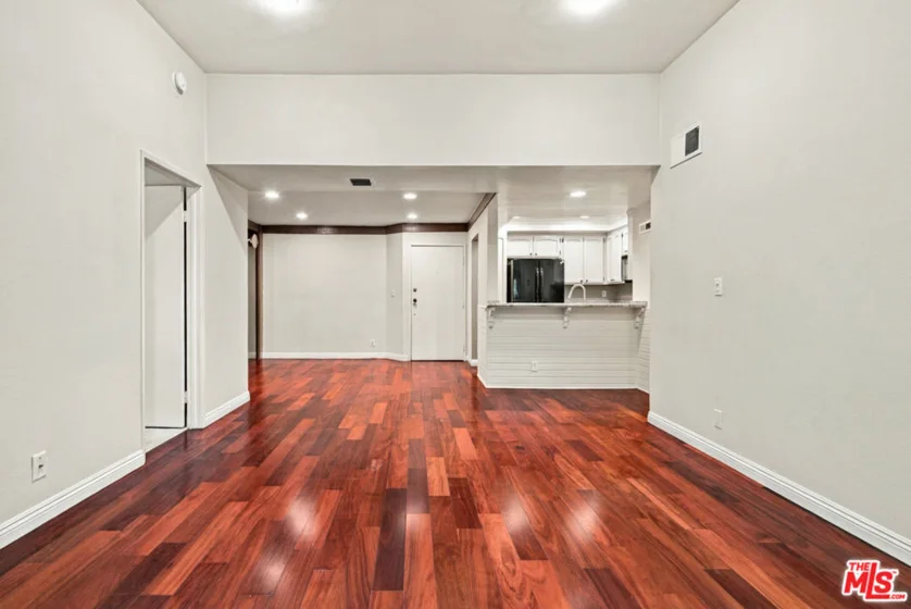 7800 Topanga Canyon Boulevard #322 photo 14