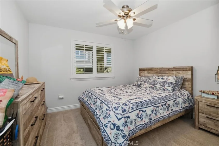 1000 E Ocean #402 photo 15