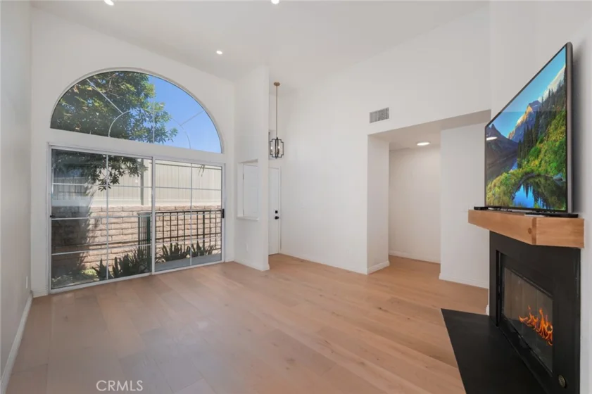 5455 Sylmar Avenue #2103 photo 24