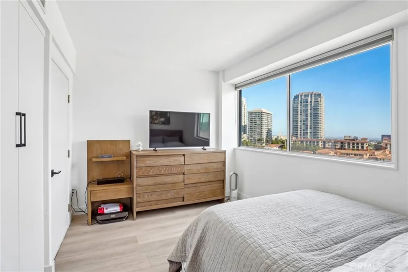 969 Hilgard Avenue #907 photo 11