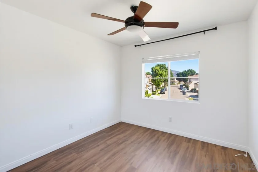 1228 La Vida Court photo 29