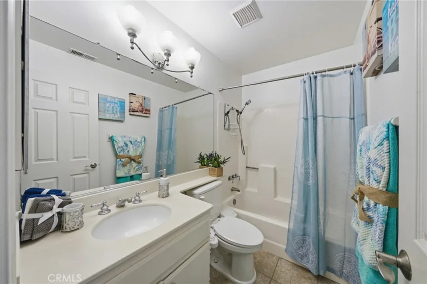 47 Via Madera photo 25