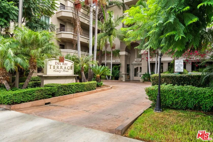 4060 Glencoe Avenue #307 photo 16