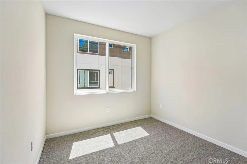 9524 Hannah Way photo 29