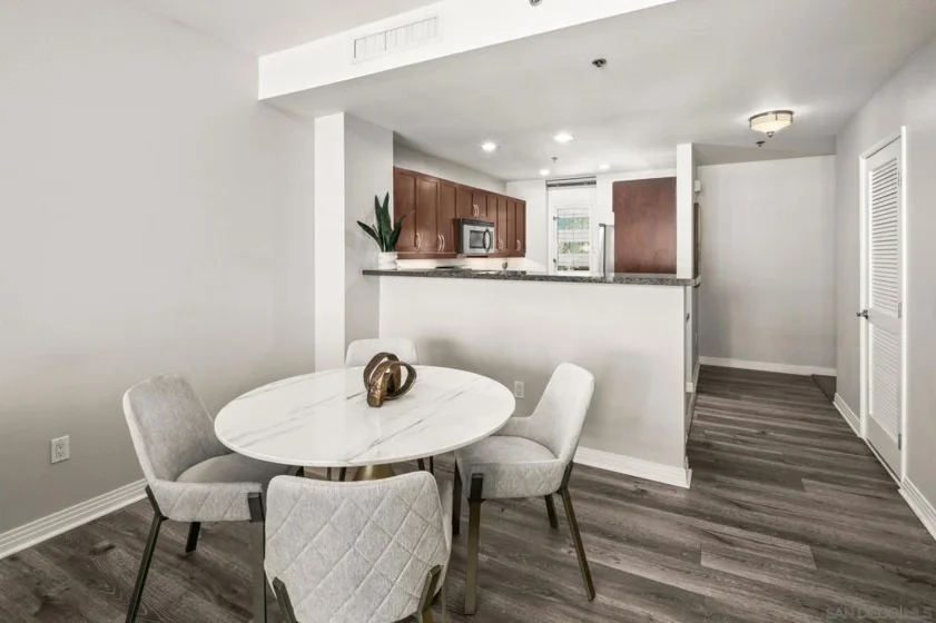 427 9th Avenue #809 photo 8