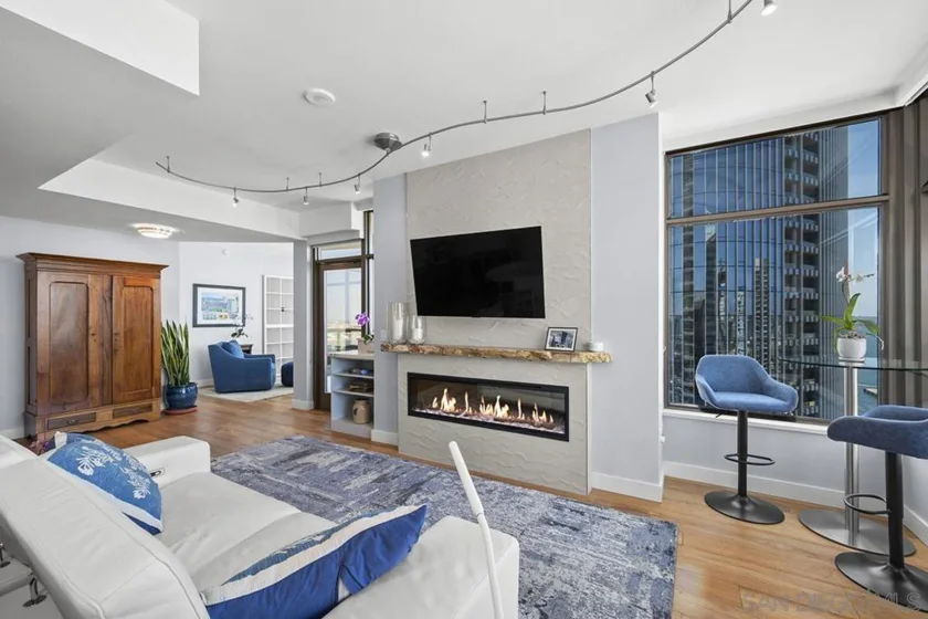 700 W E Street #2903 photo 18