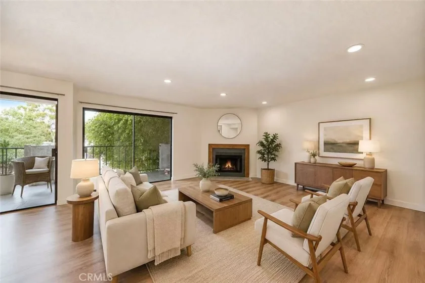605 Redondo Avenue #203 photo 1