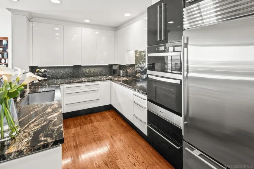 700 Front Street #1303 photo 5