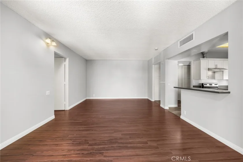 985 E California #306 photo 4