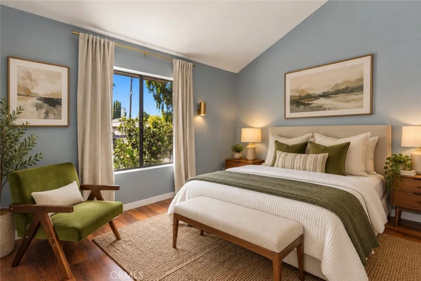15207 Magnolia Boulevard #119 photo 17