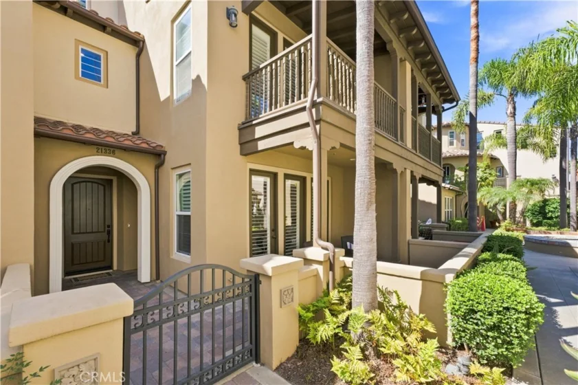 21336 Veleta Circle photo 4