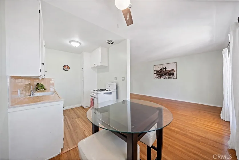 1015 E Ocean Boulevard #12 photo 8