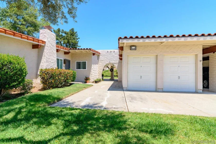 16657 Roca Drive photo 38