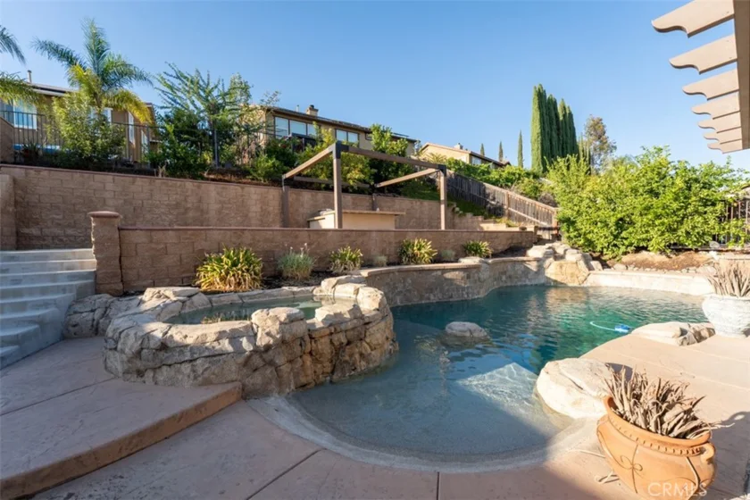 27367 Pinyon photo 14