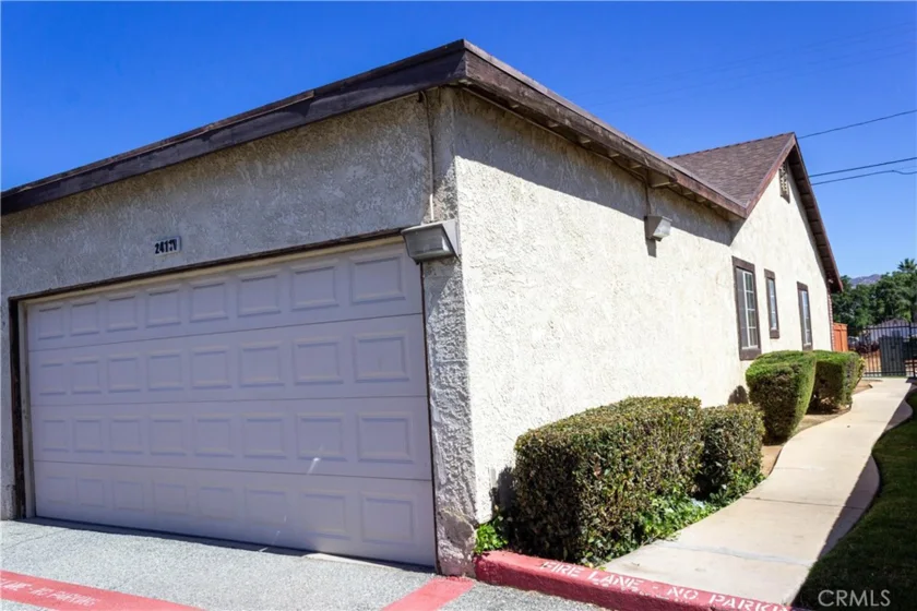 24109 Fir photo 5
