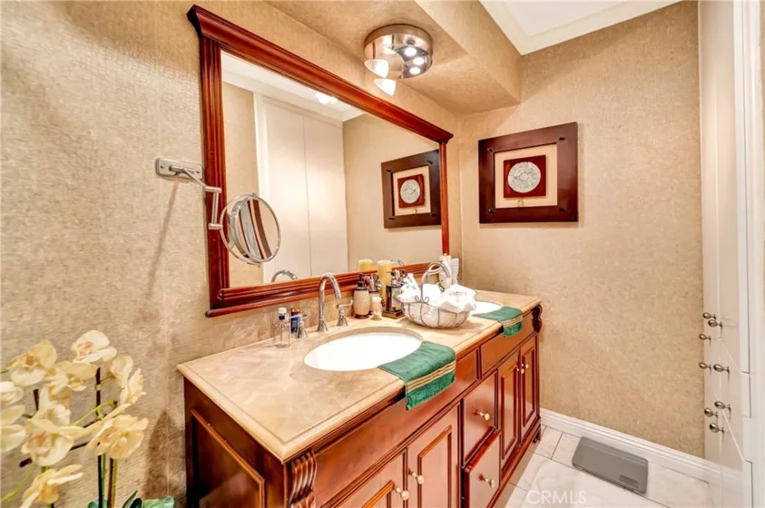 1734 N Fuller #107 photo 10