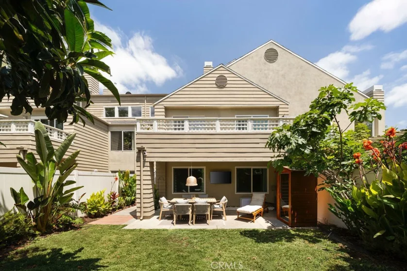 58 Rainwood photo 1