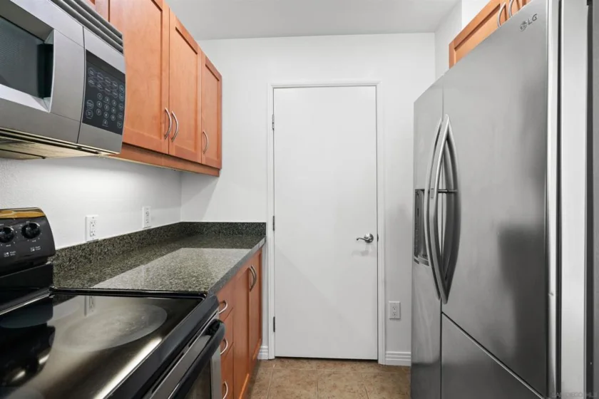427 9th Avenue #806 photo 11