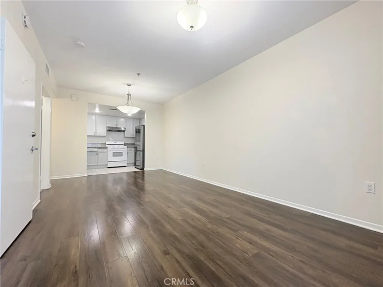 580 W Main Street #322 photo 3