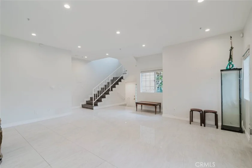 1245 Grandview Avenue #4 photo 4
