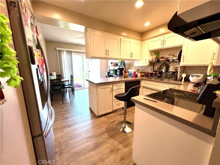 15712 Pasadena #8 photo 2