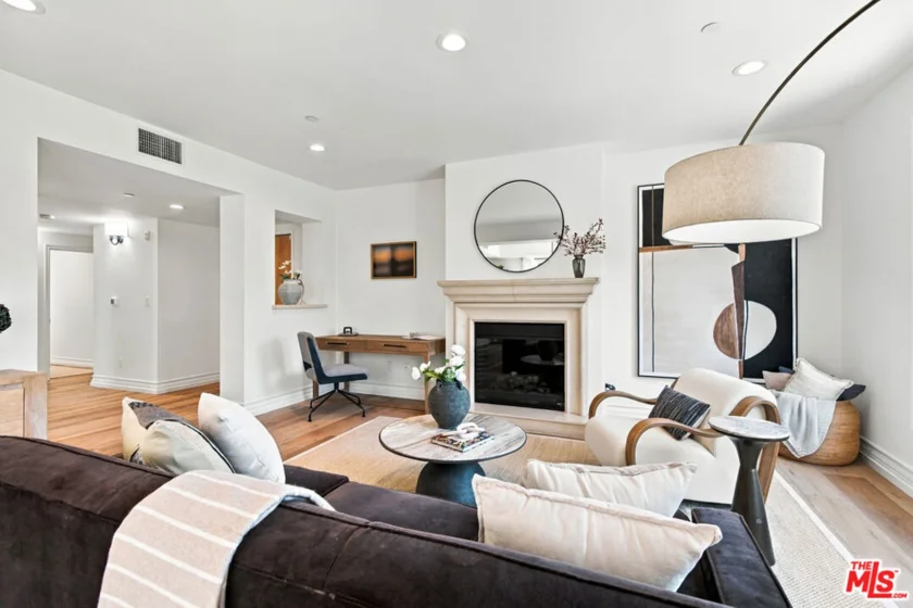 325 Arnaz Drive #301 photo 4