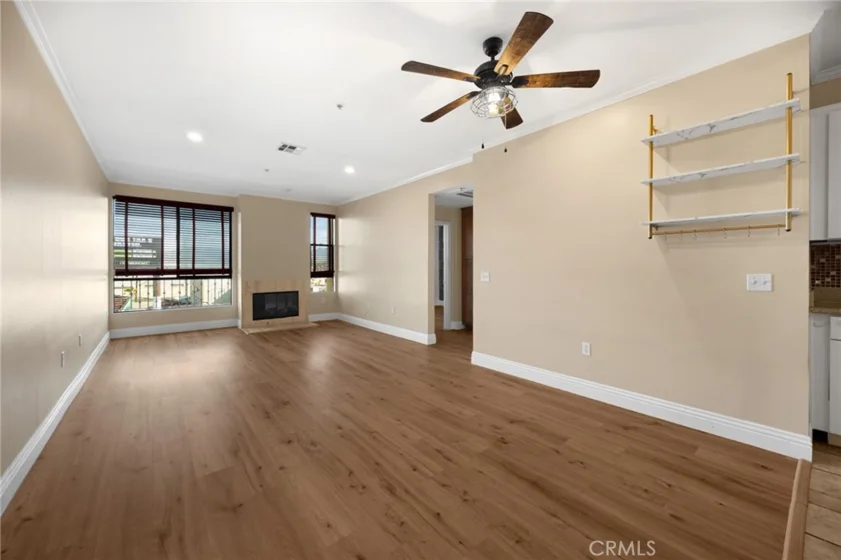 6938 Laurel Canyon #303 photo 28