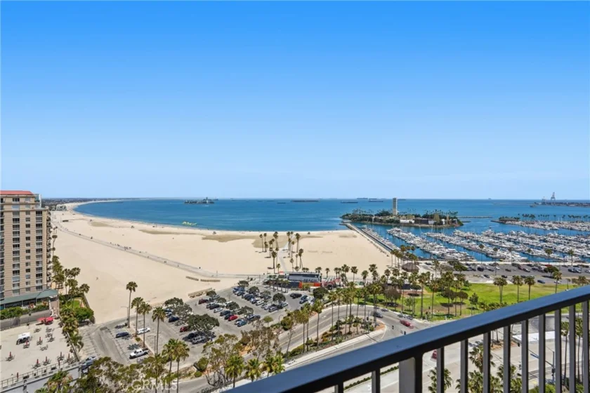 700 E Ocean Boulevard #2305 photo 27